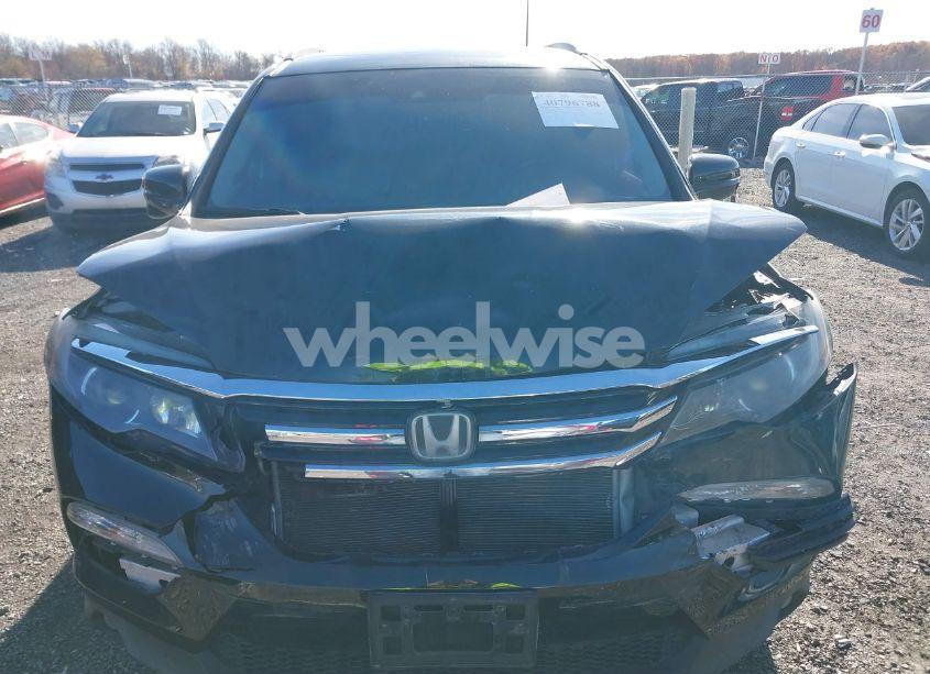 Photo 12 of 2016 Honda Pilot TOURING (VIN 5FNYF6H93GB017894)