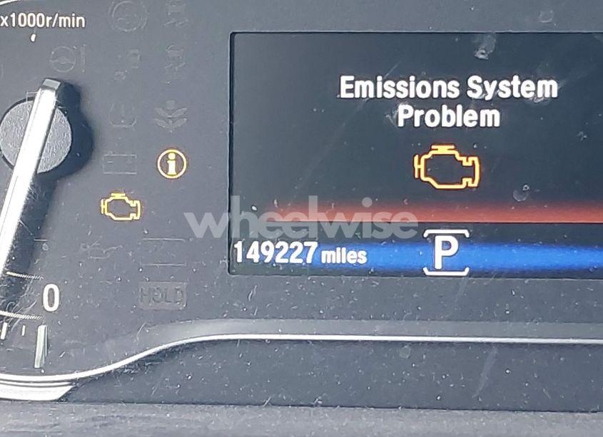 Photo 15 of 2016 Honda Pilot TOURING (VIN 5FNYF6H93GB017894)