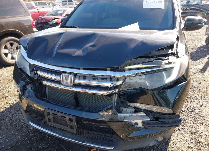 Photo 6 of 2016 Honda Pilot TOURING (VIN 5FNYF6H93GB017894)