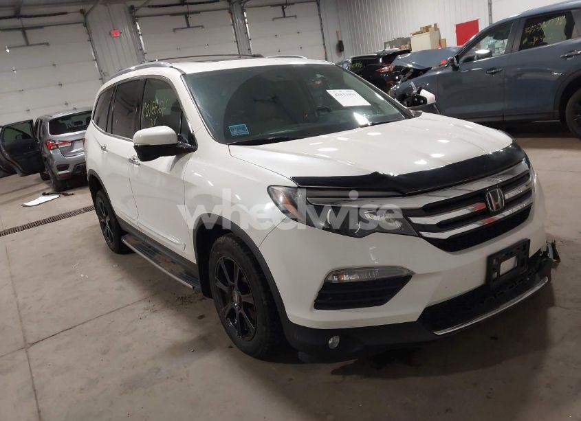 2016 Honda Pilot TOURING (VIN 5FNYF6H93GB078601) main photo