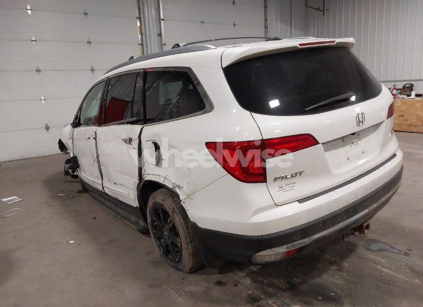 Photo 3 of 2016 Honda Pilot TOURING (VIN 5FNYF6H93GB078601)