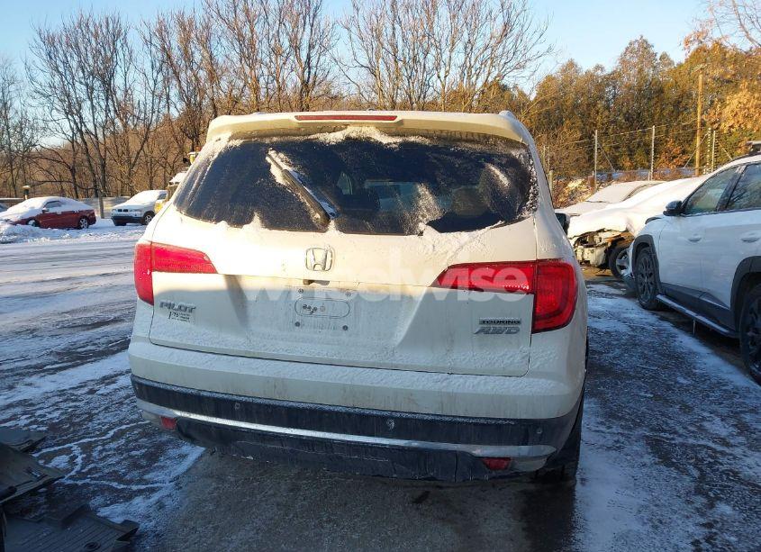 Photo 17 of 2016 Honda Pilot TOURING (VIN 5FNYF6H93GB113296)