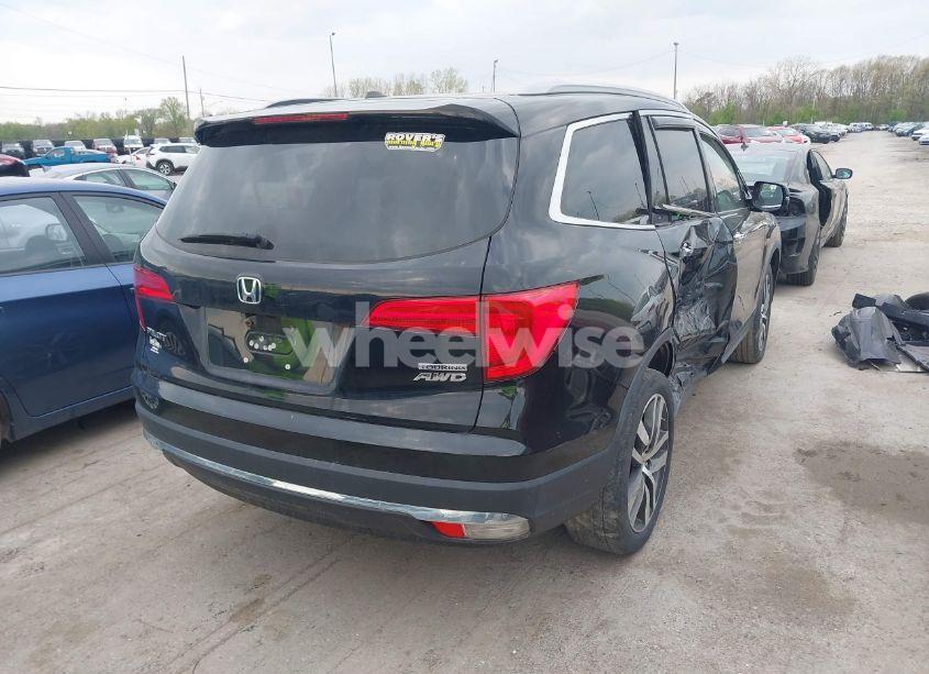 Photo 4 of 2017 Honda Pilot TOURING (VIN 5FNYF6H93HB028122)