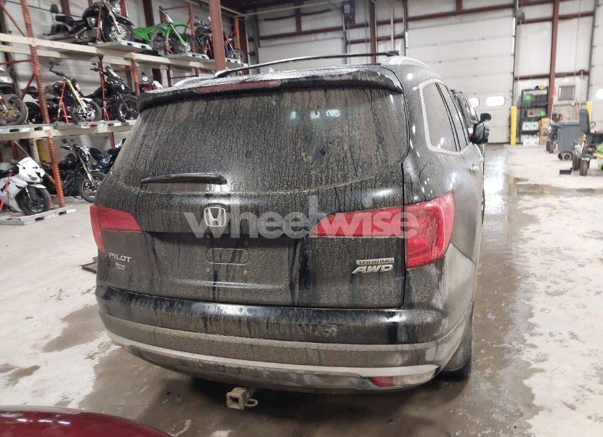 Photo 16 of 2017 Honda Pilot TOURING (VIN 5FNYF6H93HB064814)