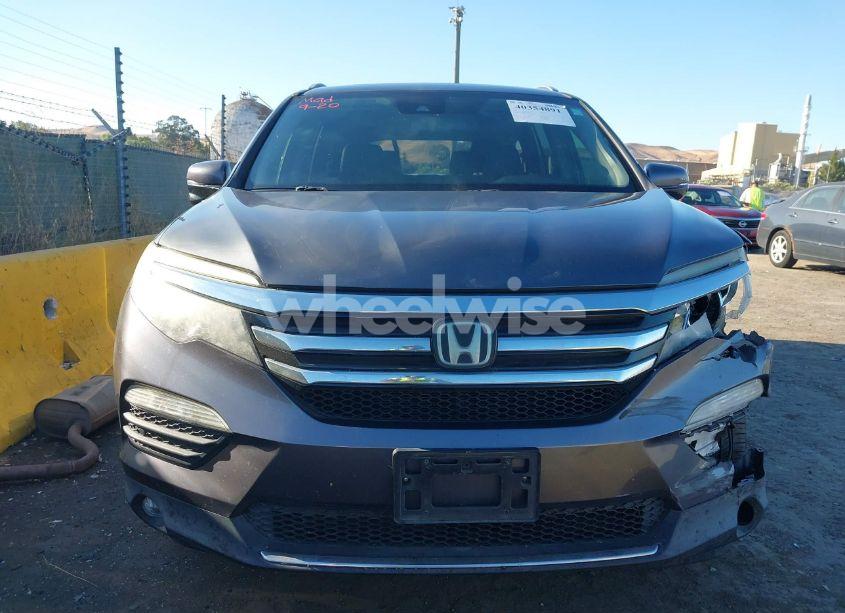Photo 12 of 2016 Honda Pilot TOURING (VIN 5FNYF6H94GB054744)