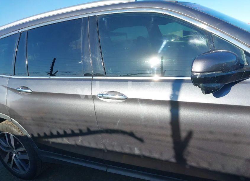 Photo 13 of 2016 Honda Pilot TOURING (VIN 5FNYF6H94GB054744)