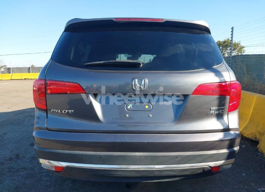 Photo 16 of 2016 Honda Pilot TOURING (VIN 5FNYF6H94GB054744)