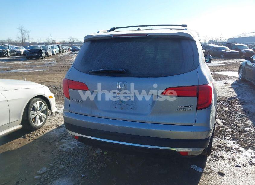 Photo 16 of 2016 Honda Pilot TOURING (VIN 5FNYF6H94GB085217)