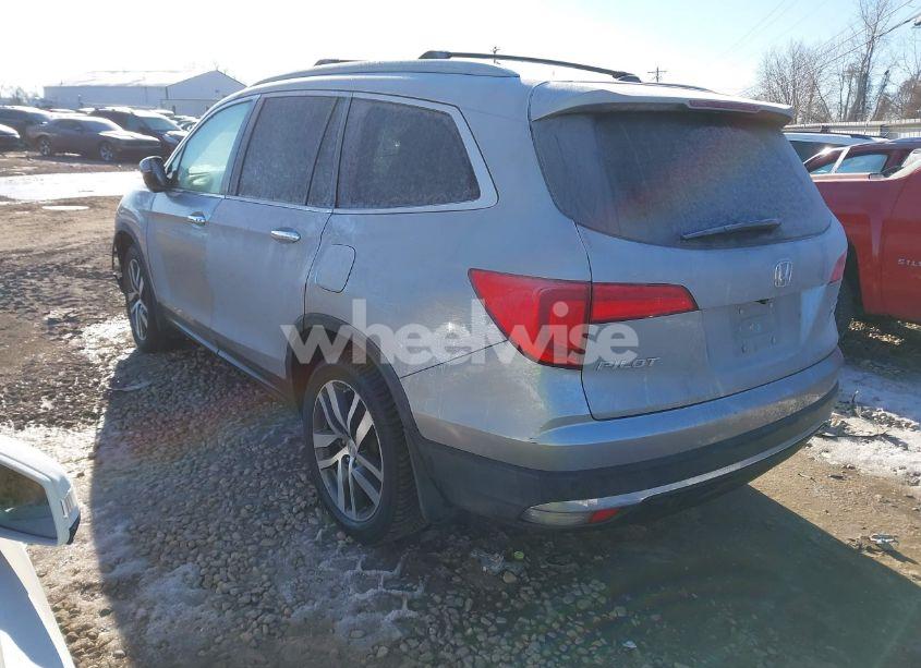 Photo 3 of 2016 Honda Pilot TOURING (VIN 5FNYF6H94GB085217)