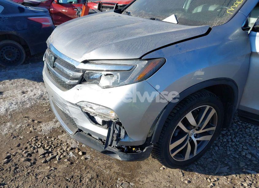 Photo 6 of 2016 Honda Pilot TOURING (VIN 5FNYF6H94GB085217)