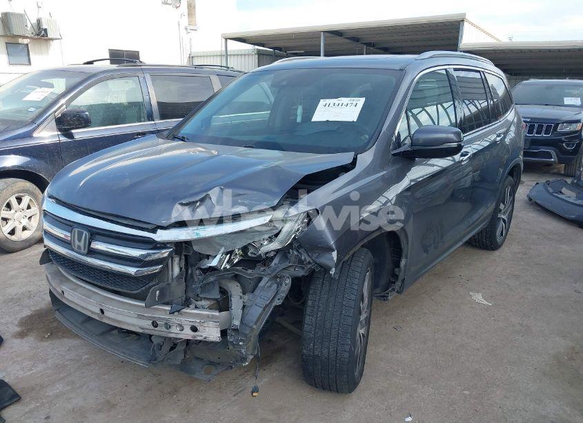 Photo 2 of 2016 Honda Pilot TOURING (VIN 5FNYF6H94GB124419)