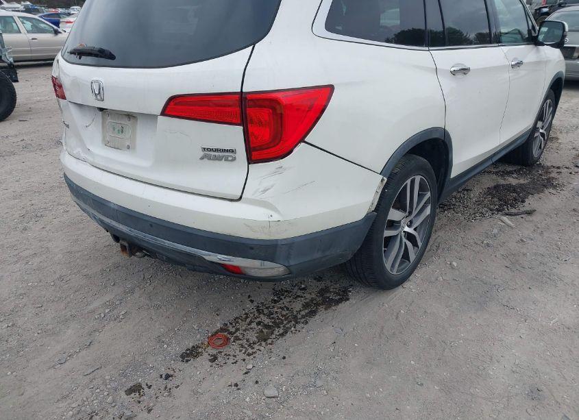 Photo 18 of 2017 Honda Pilot TOURING (VIN 5FNYF6H94HB022281)