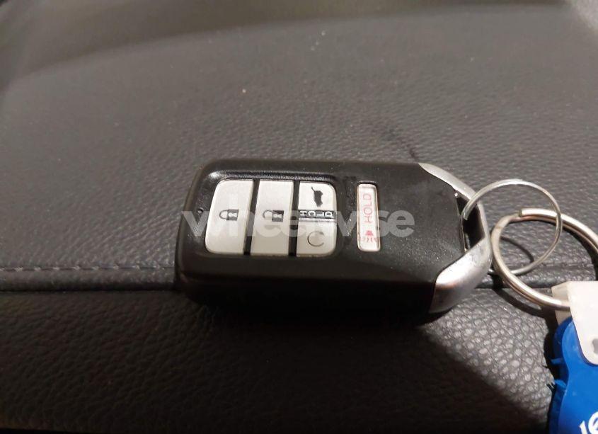 Photo 11 of 2019 Honda Pilot TOURING (VIN 5FNYF6H94KB052453)