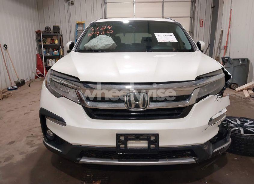 Photo 13 of 2019 Honda Pilot TOURING (VIN 5FNYF6H94KB052453)