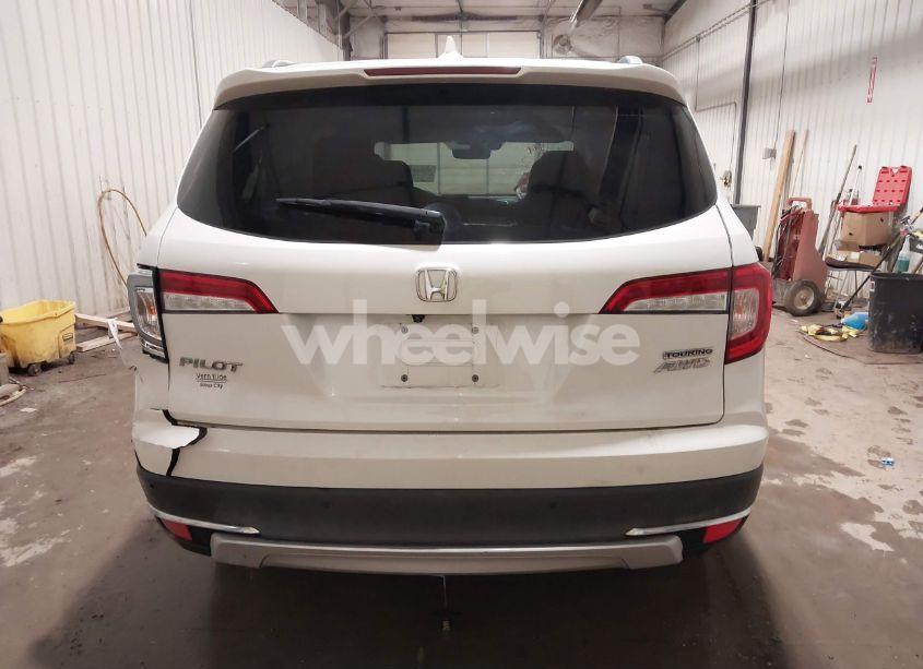 Photo 17 of 2019 Honda Pilot TOURING (VIN 5FNYF6H94KB052453)