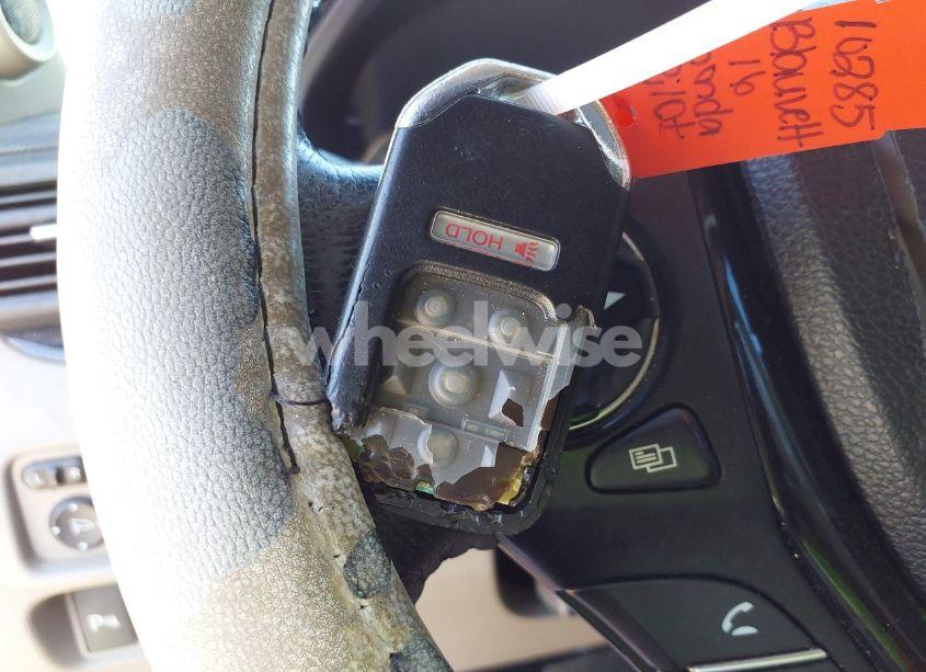 Photo 11 of 2016 Honda Pilot TOURING (VIN 5FNYF6H95GB030274)