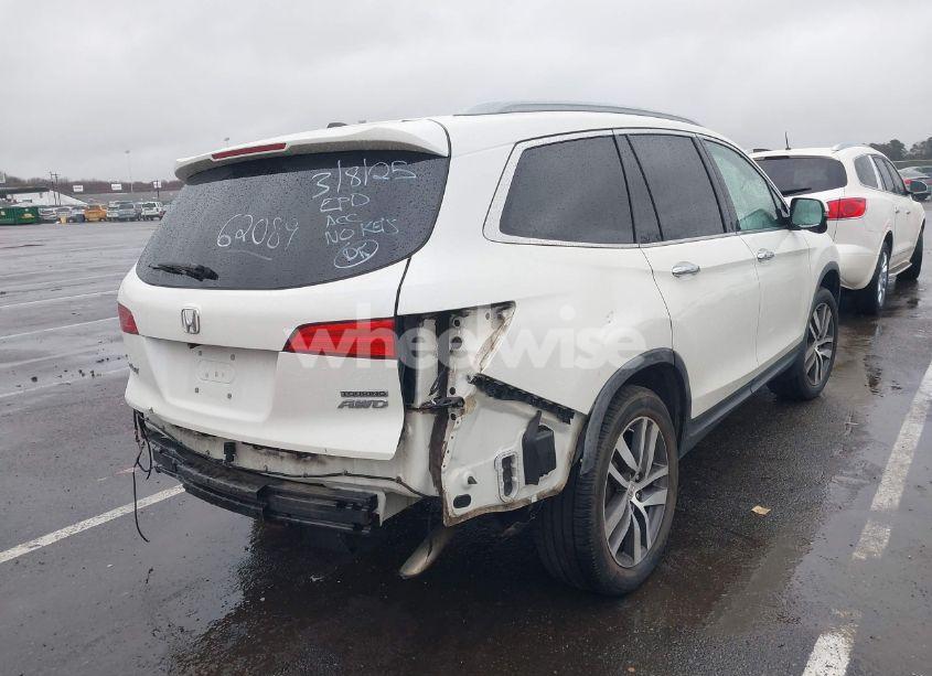 Photo 4 of 2016 Honda Pilot TOURING (VIN 5FNYF6H95GB062089)