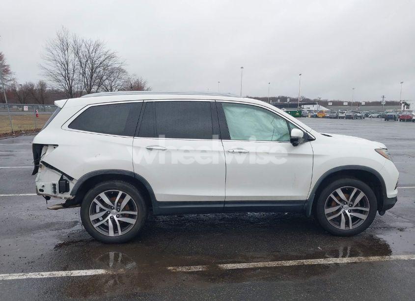 Photo 6 of 2016 Honda Pilot TOURING (VIN 5FNYF6H95GB062089)