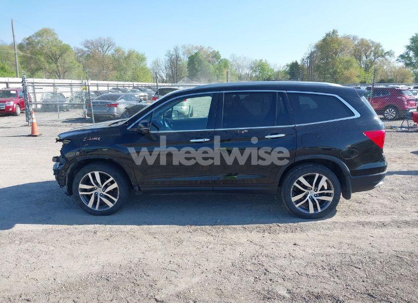Photo 15 of 2016 Honda Pilot TOURING (VIN 5FNYF6H95GB104180)