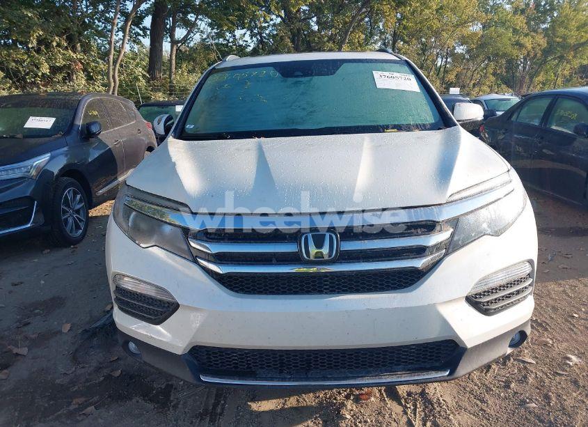 Photo 12 of 2017 Honda Pilot TOURING (VIN 5FNYF6H95HB029322)