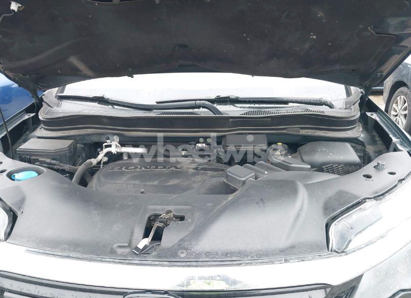 Photo 10 of 2017 Honda Pilot TOURING (VIN 5FNYF6H95HB035802)