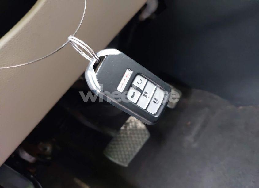 Photo 11 of 2017 Honda Pilot TOURING (VIN 5FNYF6H95HB035802)