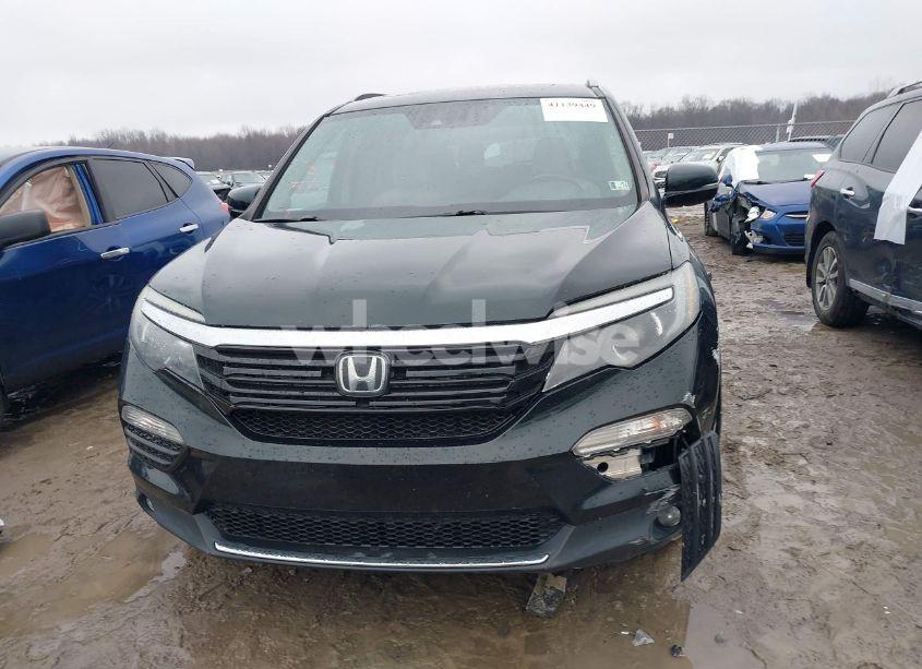 Photo 12 of 2017 Honda Pilot TOURING (VIN 5FNYF6H95HB035802)