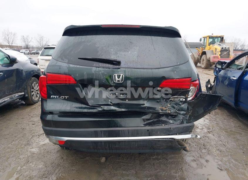 Photo 16 of 2017 Honda Pilot TOURING (VIN 5FNYF6H95HB035802)