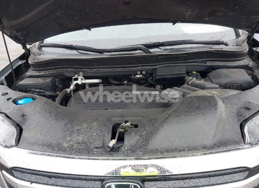 Photo 10 of 2017 Honda Pilot TOURING (VIN 5FNYF6H95HB093151)