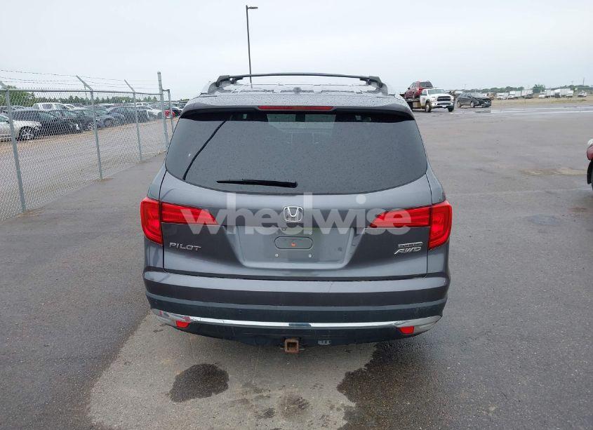 Photo 17 of 2017 Honda Pilot TOURING (VIN 5FNYF6H95HB093151)