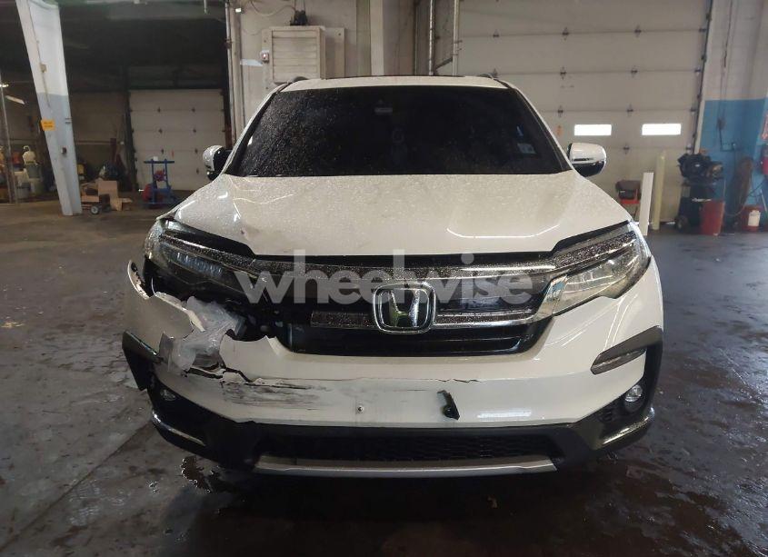 Photo 12 of 2019 Honda Pilot TOURING (VIN 5FNYF6H95KB030896)