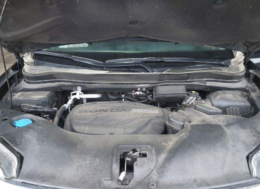 Photo 10 of 2017 Honda Pilot TOURING (VIN 5FNYF6H96HB017678)