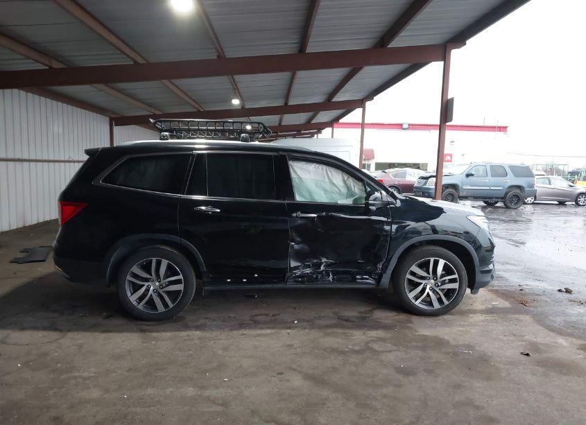 Photo 13 of 2017 Honda Pilot TOURING (VIN 5FNYF6H96HB017678)