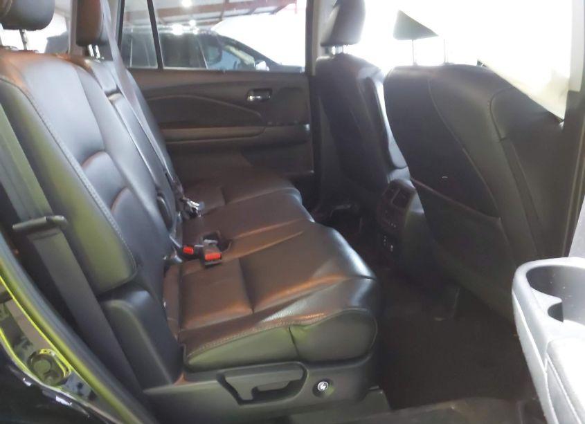 Photo 8 of 2017 Honda Pilot TOURING (VIN 5FNYF6H96HB017678)