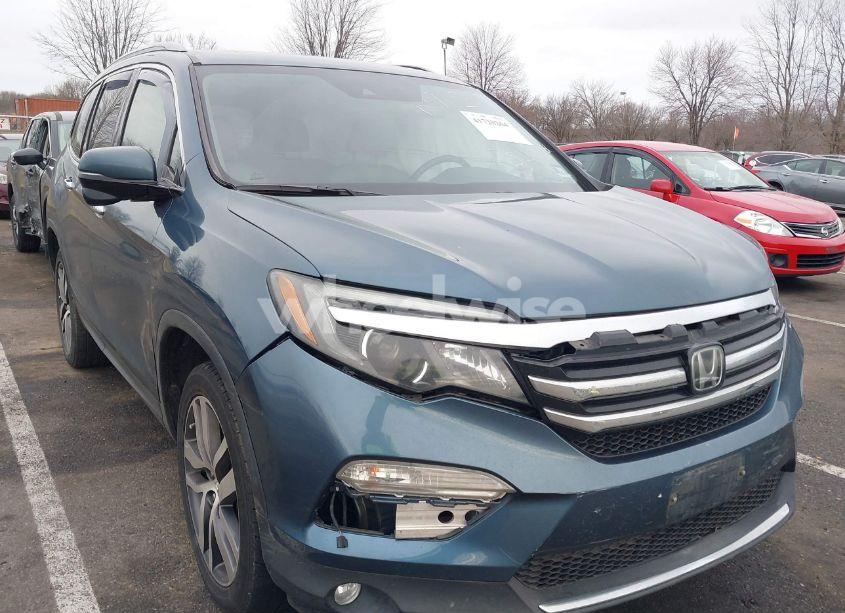 2017 Honda Pilot TOURING (VIN 5FNYF6H96HB034402) main photo