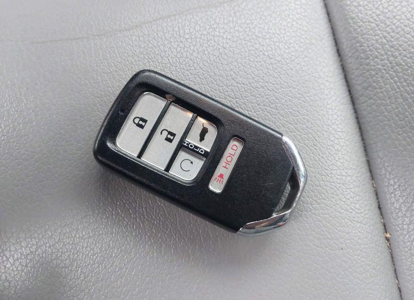 Photo 11 of 2017 Honda Pilot TOURING (VIN 5FNYF6H96HB101192)