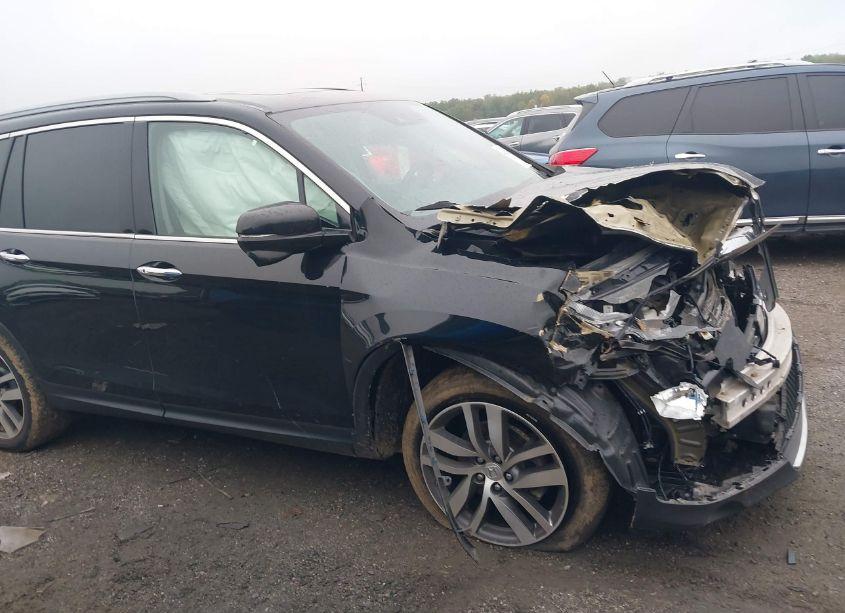 Photo 14 of 2017 Honda Pilot TOURING (VIN 5FNYF6H96HB101192)