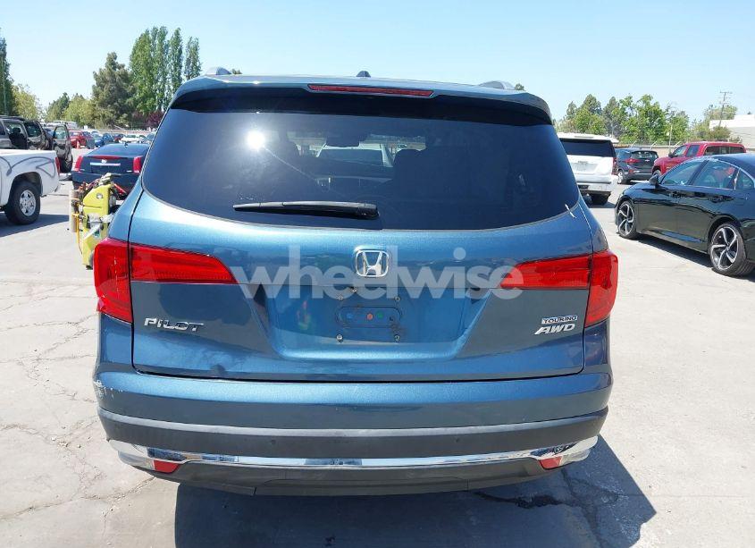 Photo 16 of 2016 Honda Pilot TOURING (VIN 5FNYF6H97GB054043)