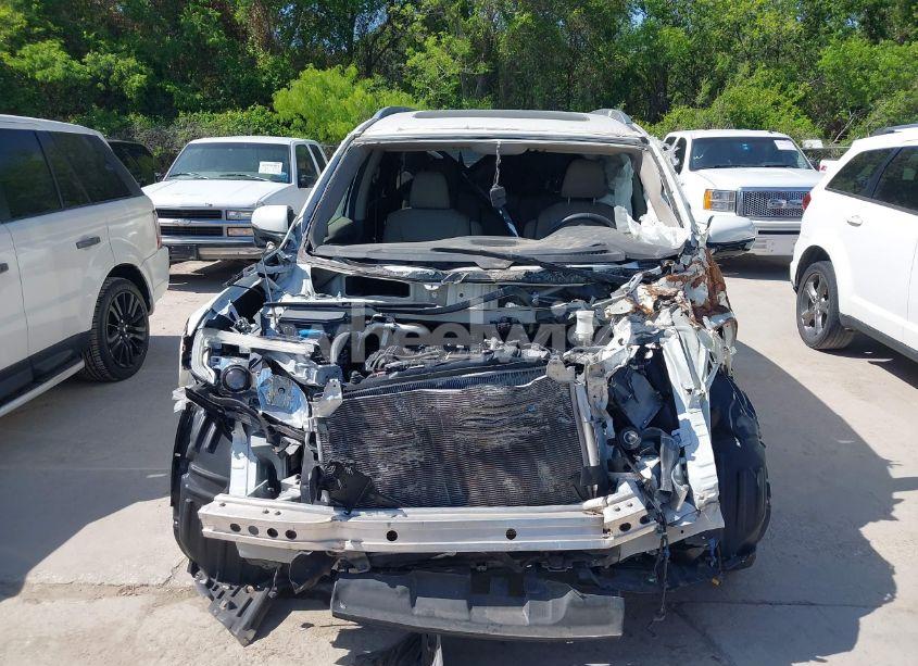 Photo 13 of 2016 Honda Pilot TOURING (VIN 5FNYF6H97GB088824)