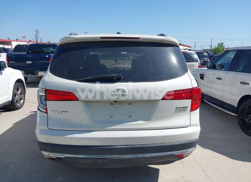 Photo 17 of 2016 Honda Pilot TOURING (VIN 5FNYF6H97GB088824)