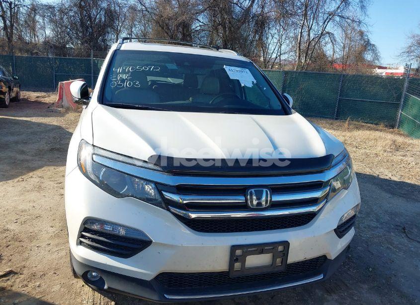 Photo 12 of 2017 Honda Pilot TOURING (VIN 5FNYF6H97HB021402)