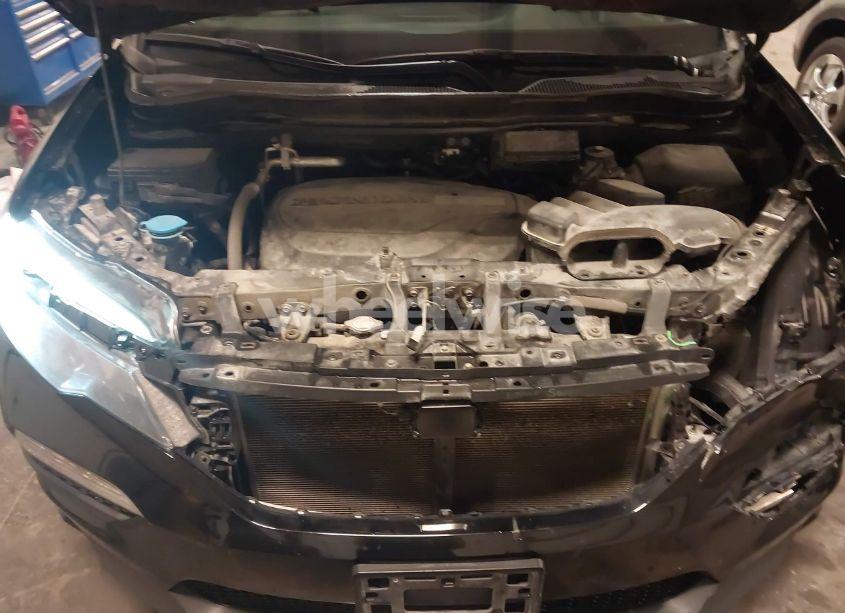 Photo 10 of 2017 Honda Pilot TOURING (VIN 5FNYF6H97HB025160)