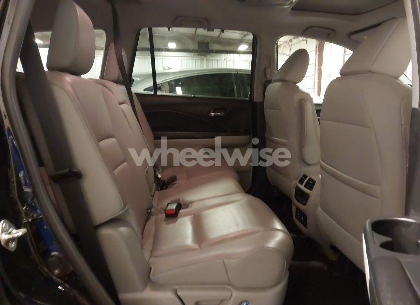 Photo 8 of 2017 Honda Pilot TOURING (VIN 5FNYF6H97HB025160)