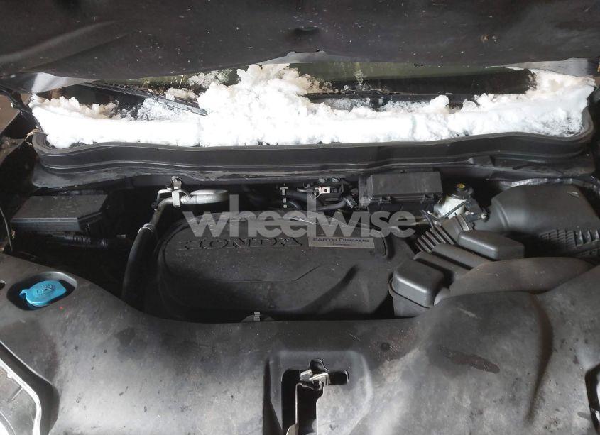 Photo 10 of 2017 Honda Pilot TOURING (VIN 5FNYF6H97HB075881)