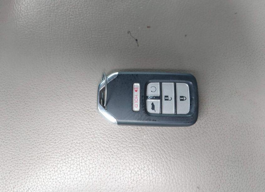 Photo 11 of 2019 Honda Pilot TOURING (VIN 5FNYF6H97KB004915)