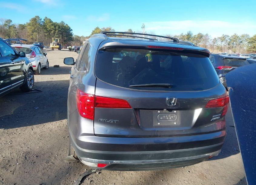 Photo 16 of 2016 Honda Pilot TOURING (VIN 5FNYF6H98GB022864)