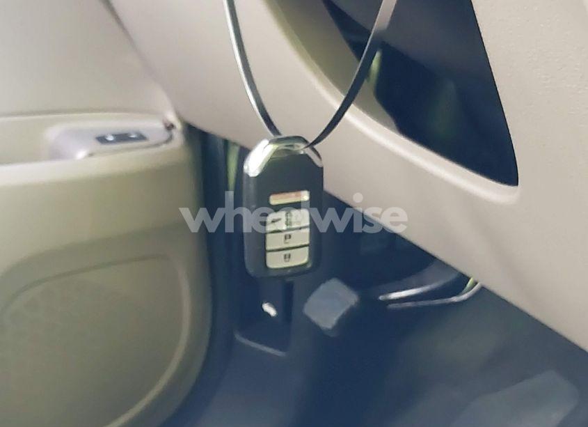 Photo 11 of 2017 Honda Pilot TOURING (VIN 5FNYF6H98HB102313)