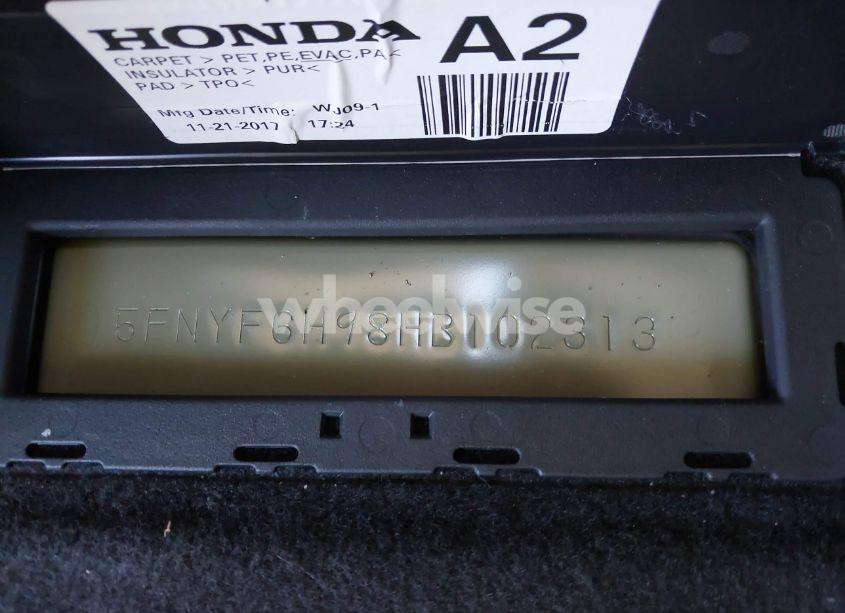 Photo 9 of 2017 Honda Pilot TOURING (VIN 5FNYF6H98HB102313)