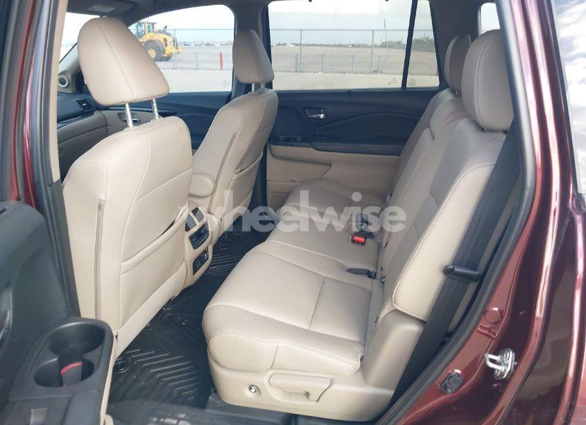 Photo 8 of 2020 Honda Pilot AWD TOURING 8 PASSENGER (VIN 5FNYF6H98LB049458)