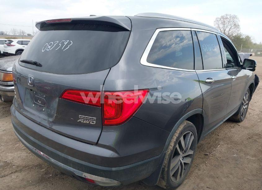 Photo 4 of 2017 Honda Pilot TOURING (VIN 5FNYF6H99HB083593)